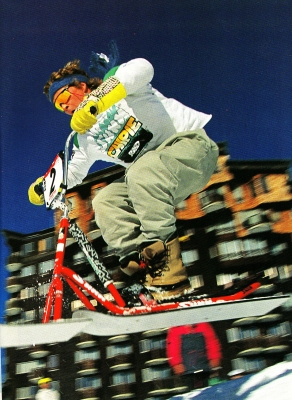 Un des premiers snowscoots
